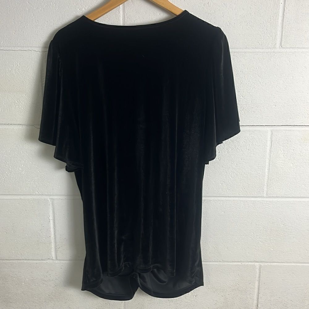Torrid black velvet shirred-front stretch flutter sleeve top - Picture 5 of 5